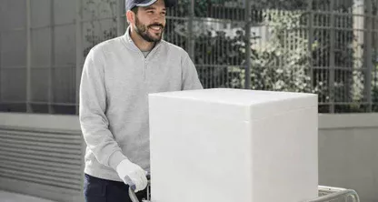DISBYTE: logística de equipamiento médico y movimientos entre plantas con trazabilidad en tiempo real